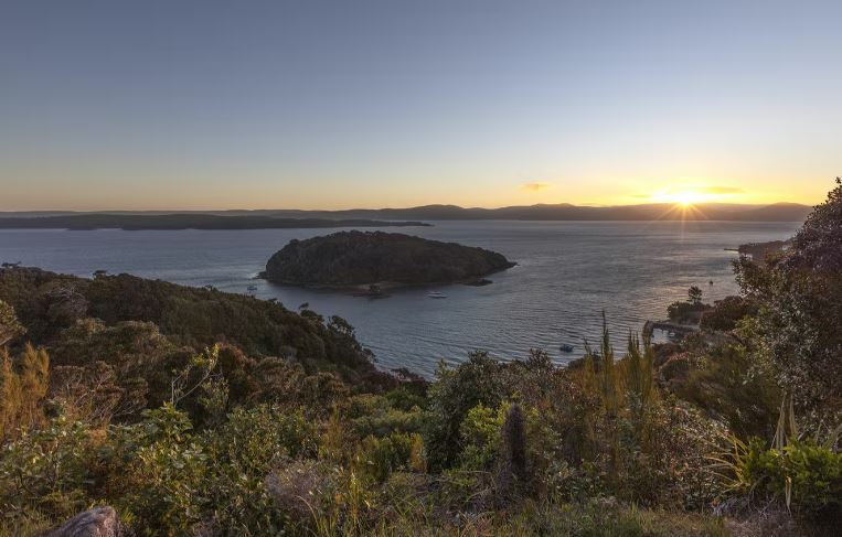 Stewart Island - Invercargill (B)