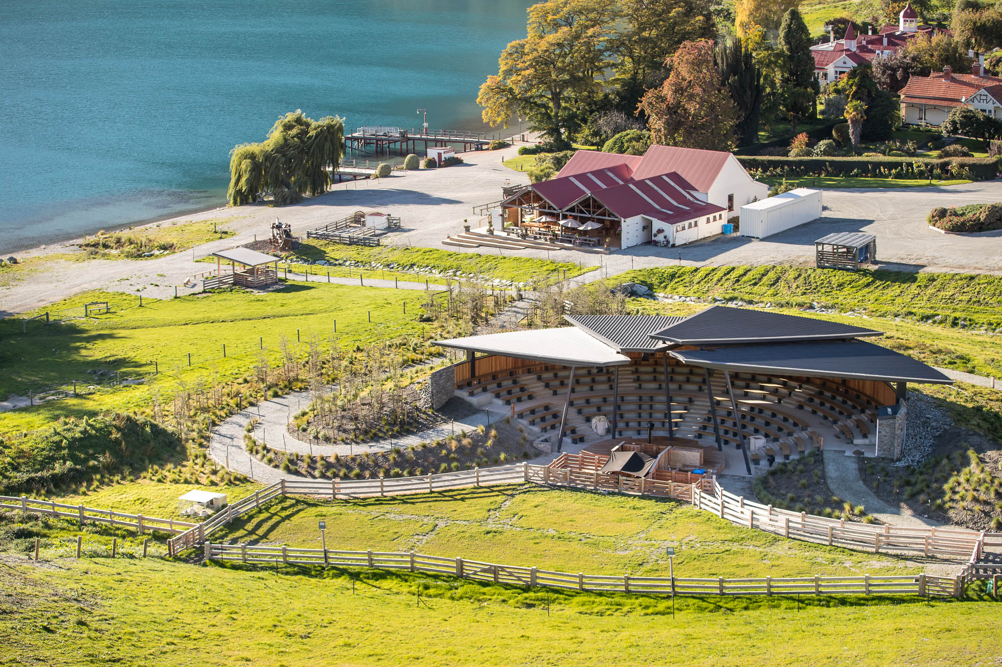Queenstown (B)
