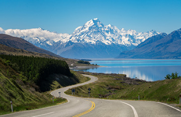 Road to Aoraki / Mt Cook